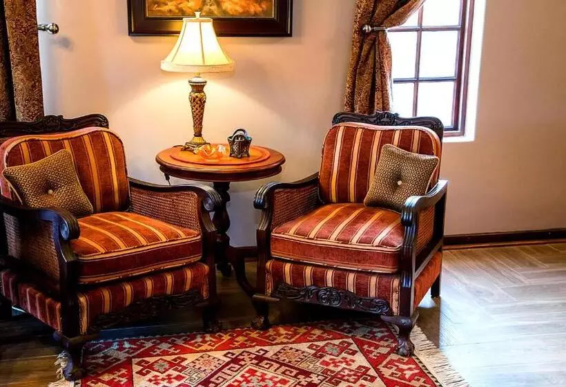 Majatalo Aha Guest House