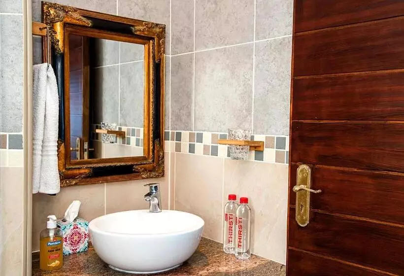 Majatalo Aha Guest House