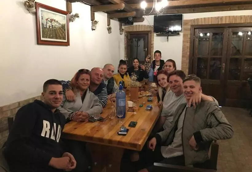 Majatalo Berger Pince és Vendégház