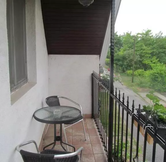 Majatalo Berger Pince és Vendégház