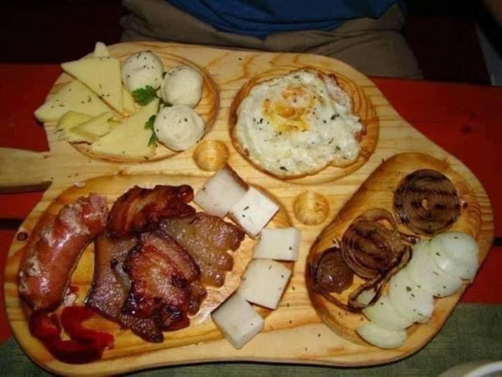 펜션 Casuta Bunicilor Isverna