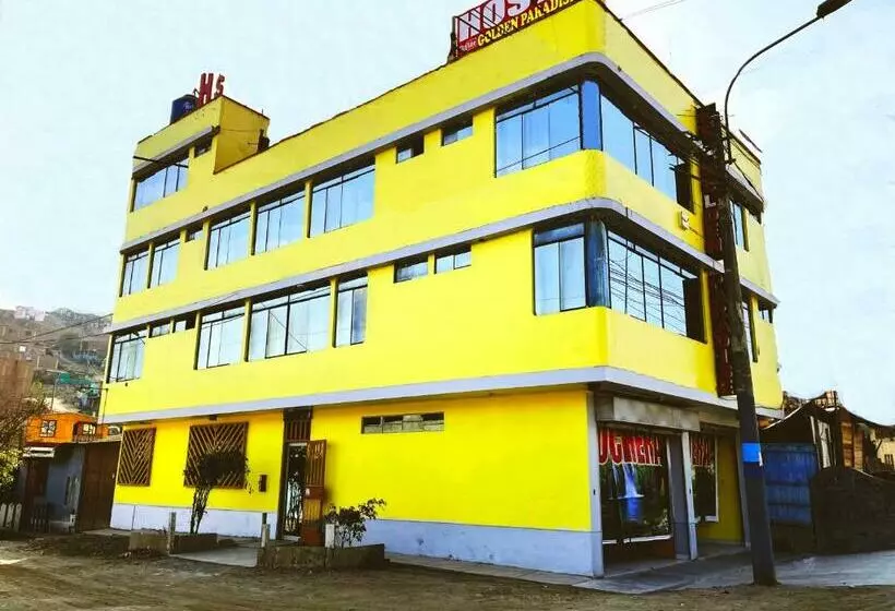ペンション Hostal The Golden Paradise