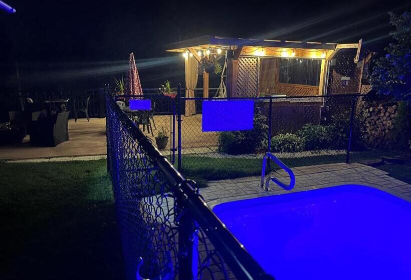 Пансион Le Loft Riverstone