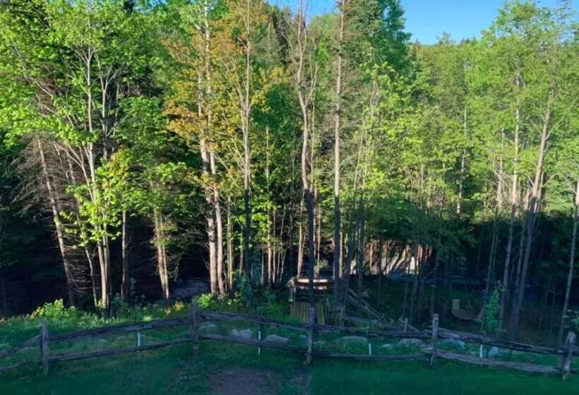 Majatalo Le Loft Riverstone