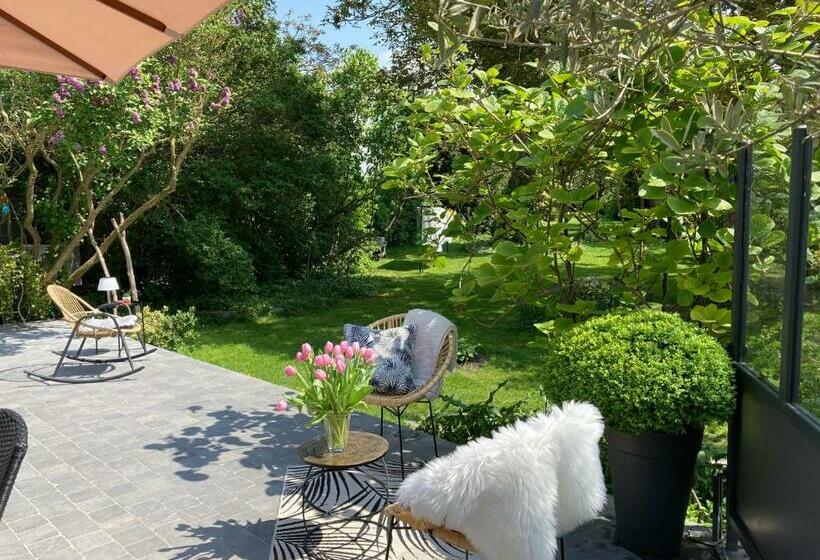 膳宿费 Les Berges