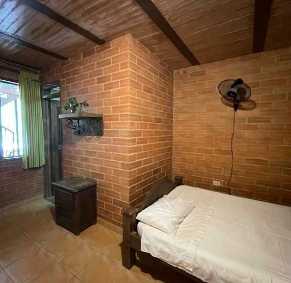 Pension Panela Tours