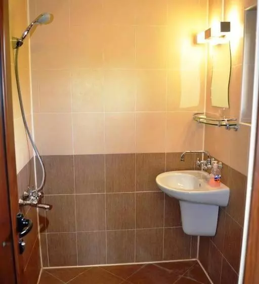 ペンション Sichanova Guest House