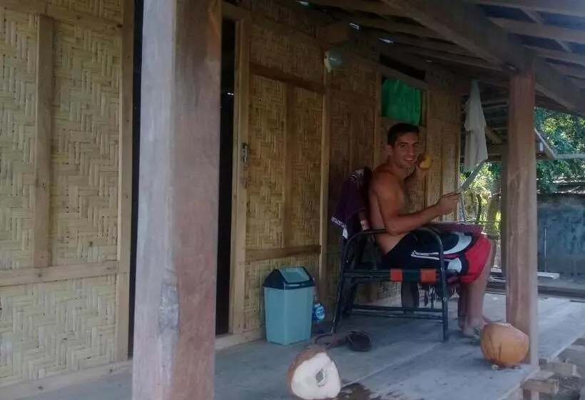 ペンション Sollo Sollo Homestay