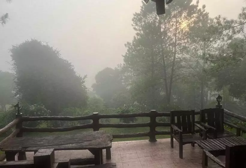 Lomakeskus ไร่นุชชม รีสอร์ทเขาค้อ