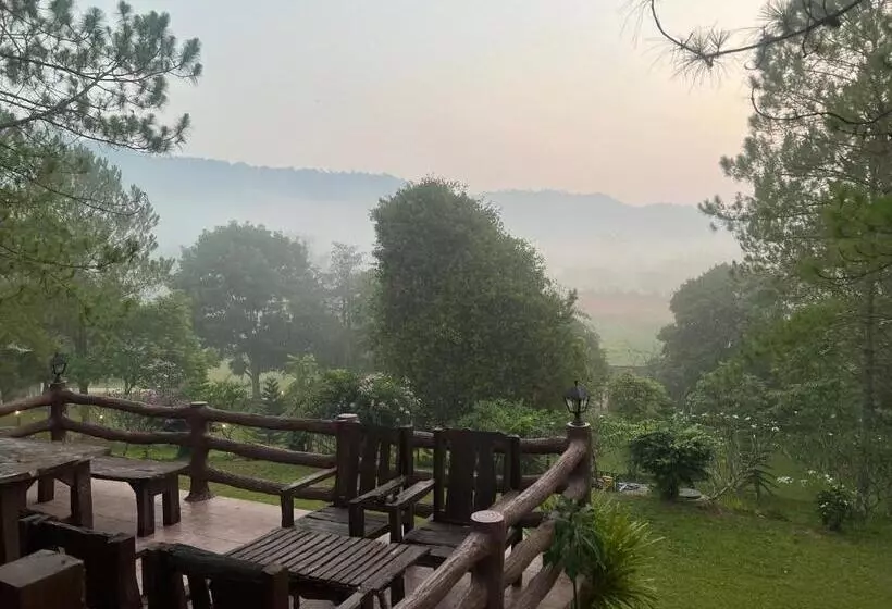 Lomakeskus ไร่นุชชม รีสอร์ทเขาค้อ