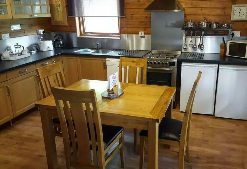 Lomakeskus Pantglas Hall Lodges