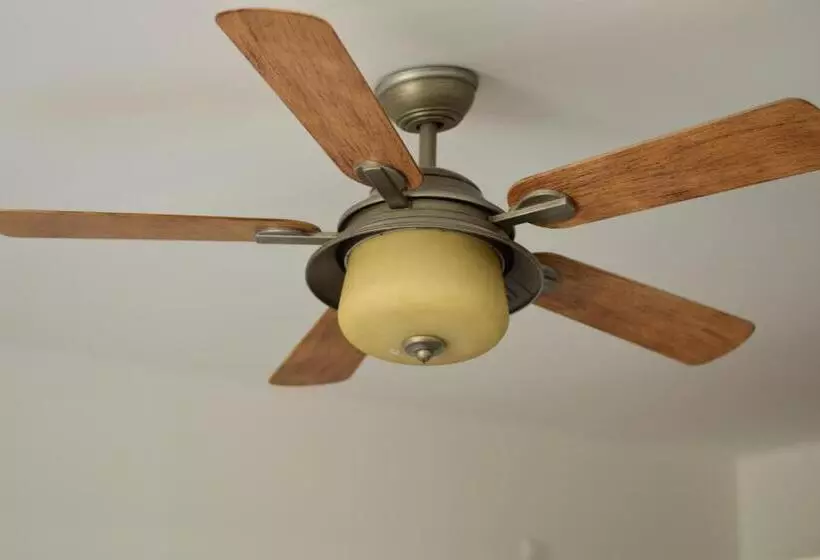 リゾートホテル The Beachhouse