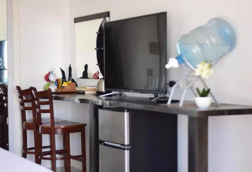 リゾートホテル The Beachhouse