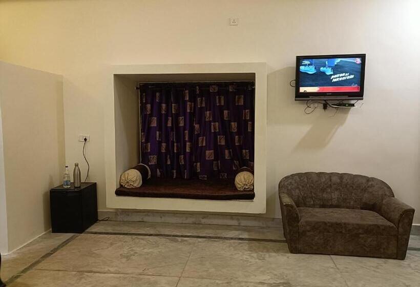 Sal Tree Resort By Vihasta, Kanha