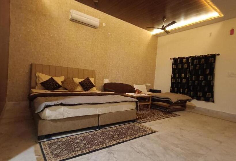 Sal Tree Resort By Vihasta, Kanha