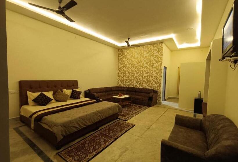 Sal Tree Resort By Vihasta, Kanha