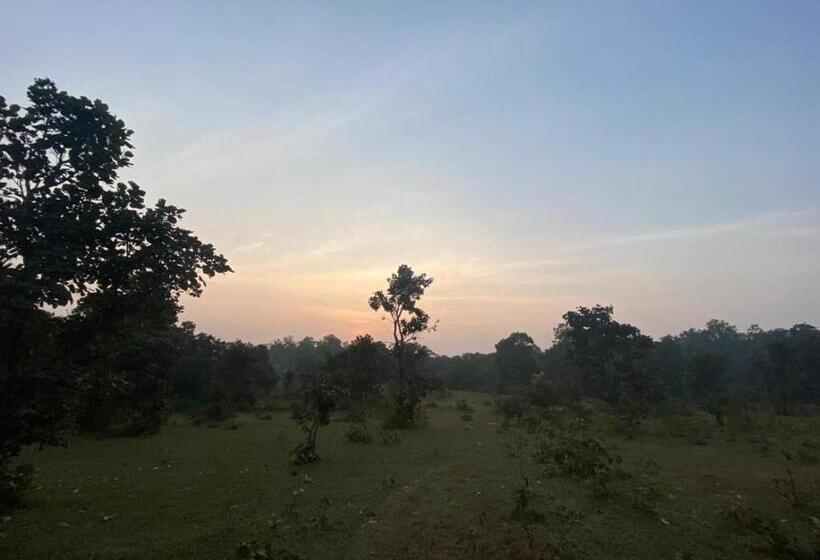 Sal Tree Resort By Vihasta, Kanha