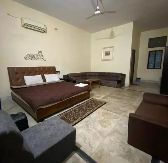 Sal Tree Resort By Vihasta, Kanha
