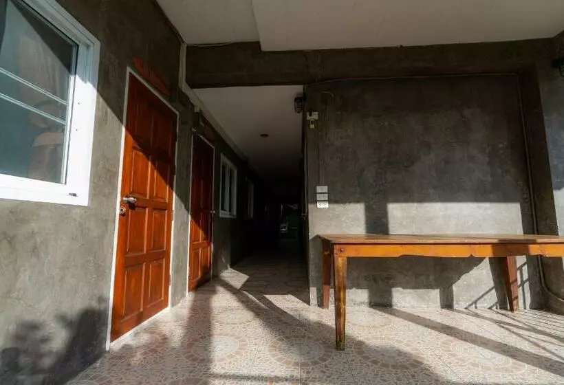 Sichang Marina Resort