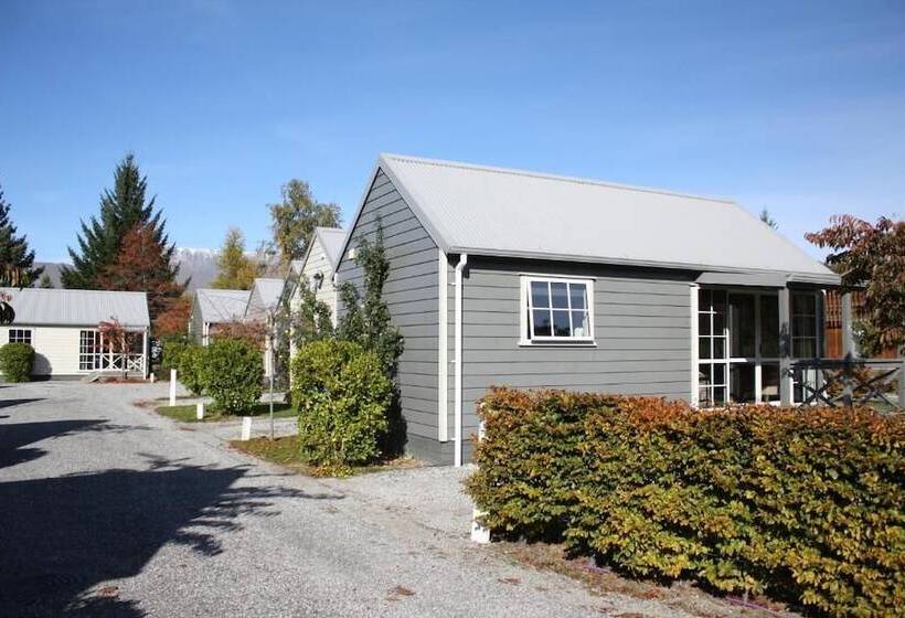 Hampshire Holiday Parks   Arrowtown