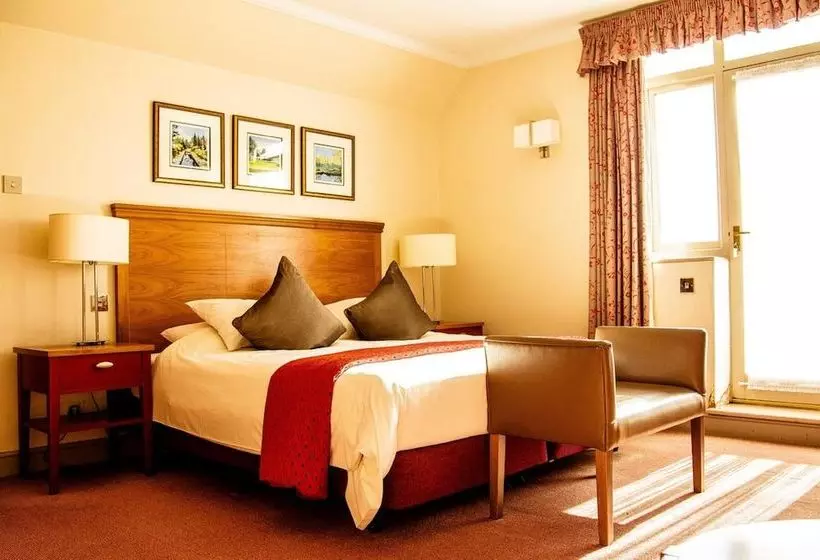 فندق Gatton Manor & Country Club