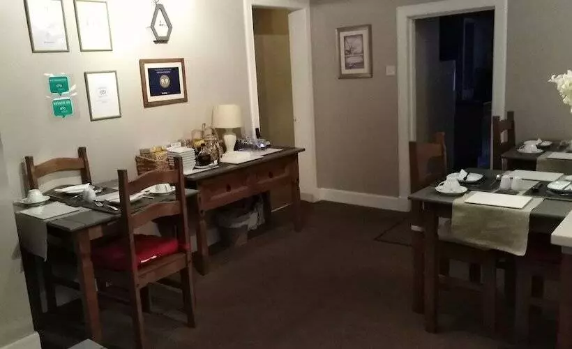 酒店 29 Well Street B&b