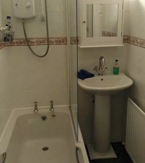 酒店 29 Well Street B&b