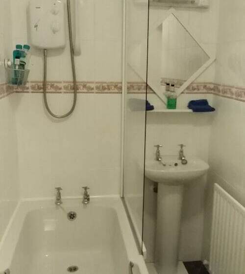 Hotel 29 Well Street B&b