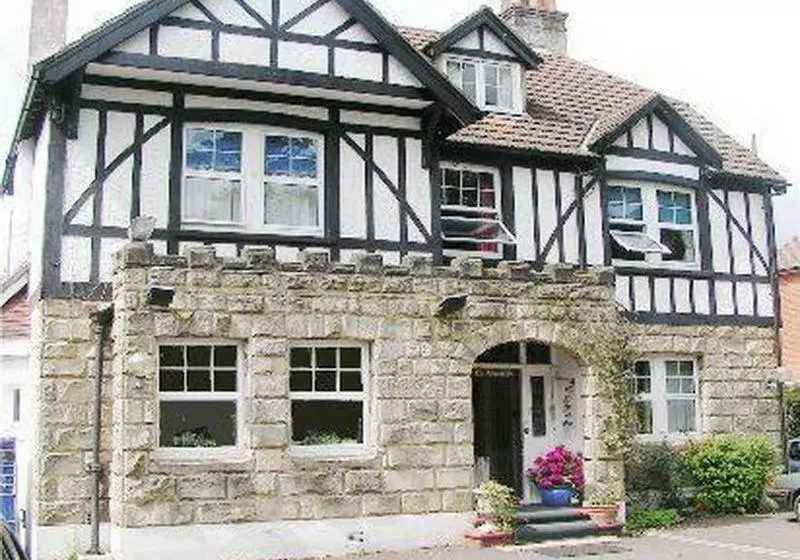 Hotelli Castle Lodge