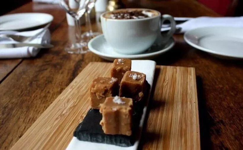 Отель Churston Manor