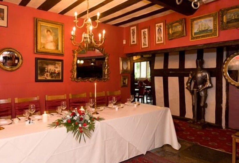 Hotelli Churston Manor