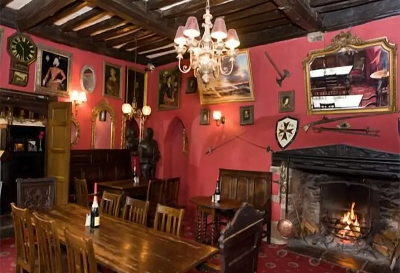 Отель Churston Manor