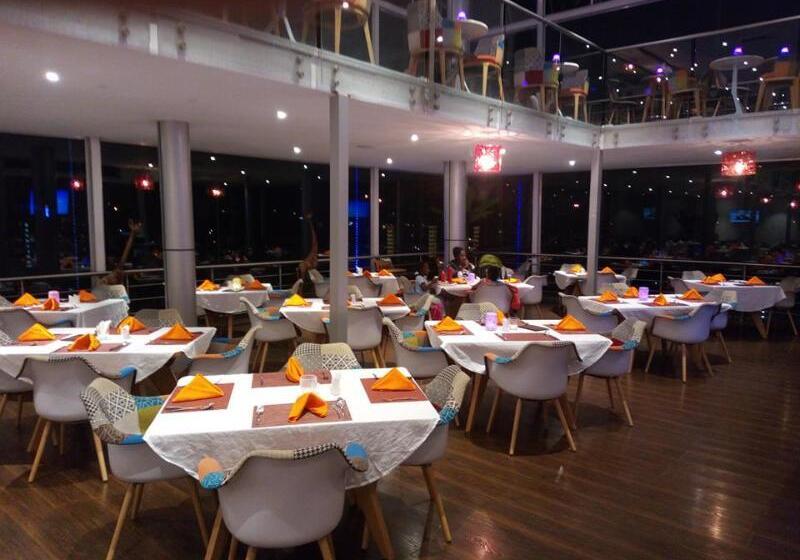 Cloud Hotel & Suites