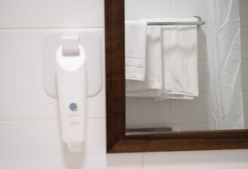 Hotel Cocked Hat By Greene King Inns