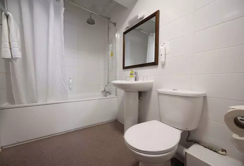 Hotel Cocked Hat By Greene King Inns