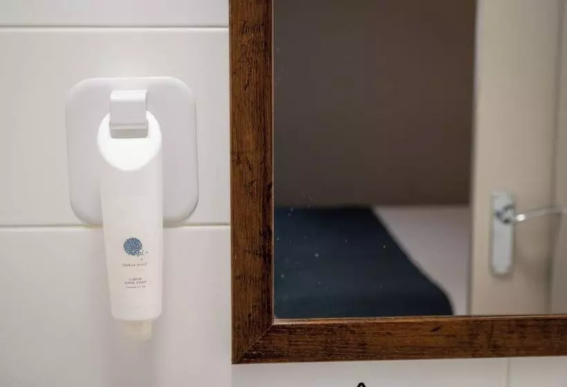 Hotel Cocked Hat By Greene King Inns