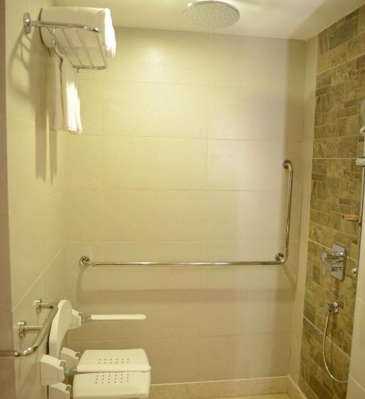 בית מלון כפרי Country Inn & Suites By Radisson, Gurugram Sohna Road