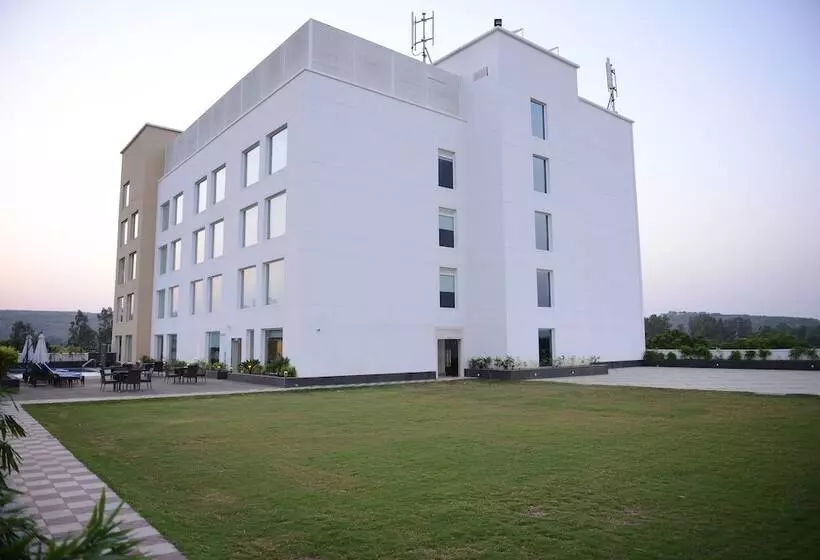 ホテル Country Inn & Suites By Radisson, Gurugram Sohna Road