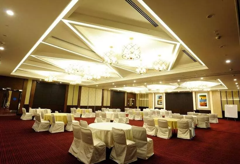 ホテル Country Inn & Suites By Radisson, Gurugram Sohna Road