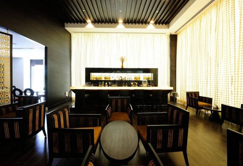 בית מלון כפרי Country Inn & Suites By Radisson, Gurugram Sohna Road