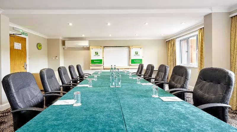 酒店 Holiday Inn Cardiff North M4