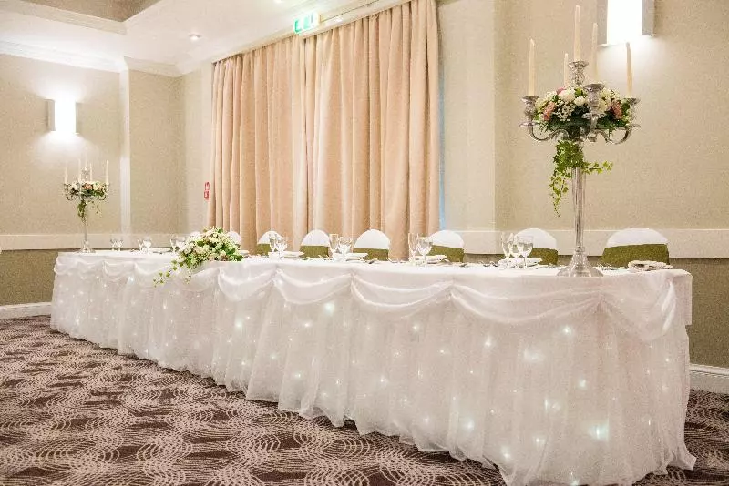 酒店 Holiday Inn Cardiff North M4