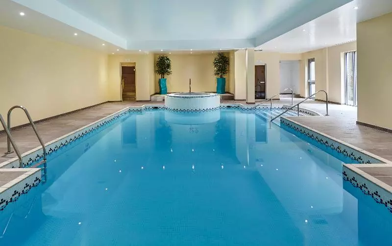 酒店 Holiday Inn Cardiff North M4