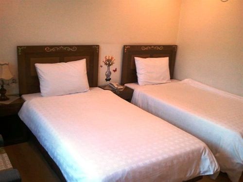 בית מלון כפרי December