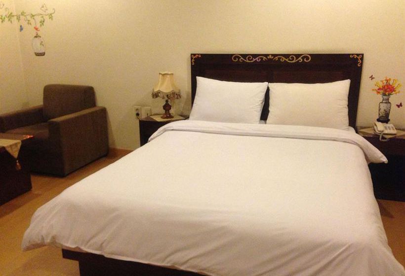 בית מלון כפרי December