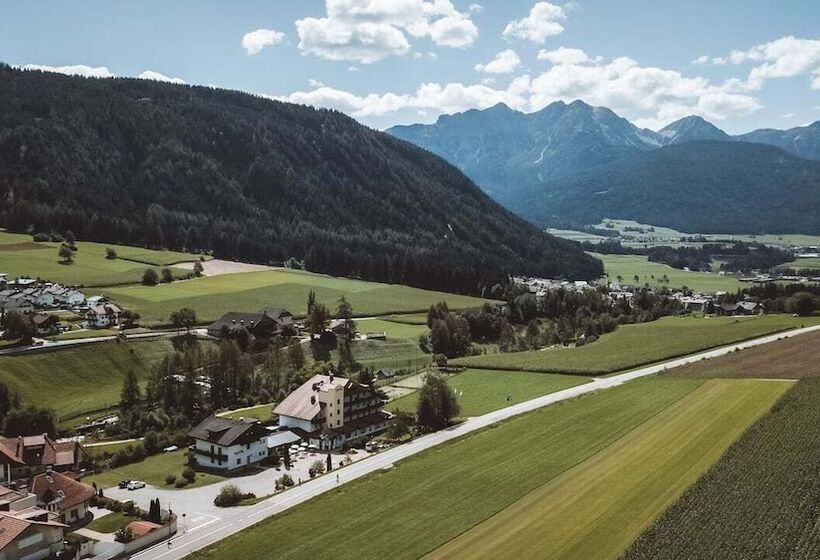 Отель Smy Koflerhof Wellness & Spa Dolomiti