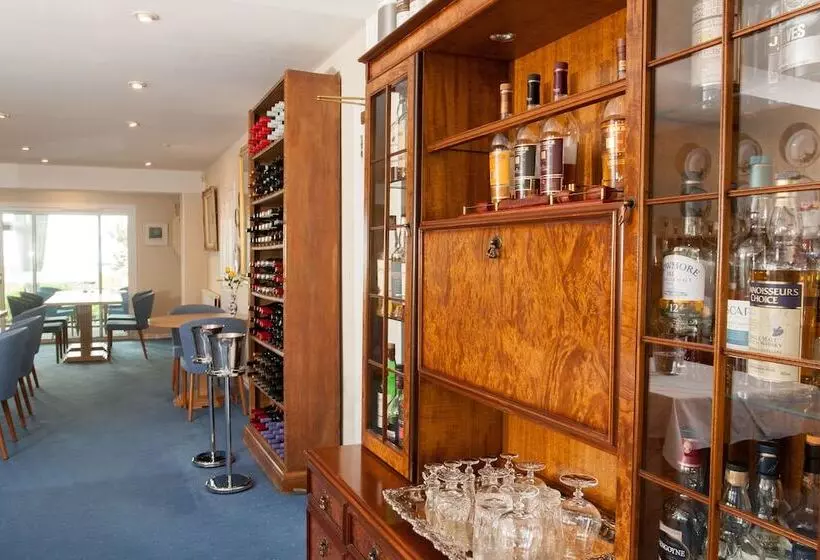 Отель Sunny Brae Bed & Breakfast