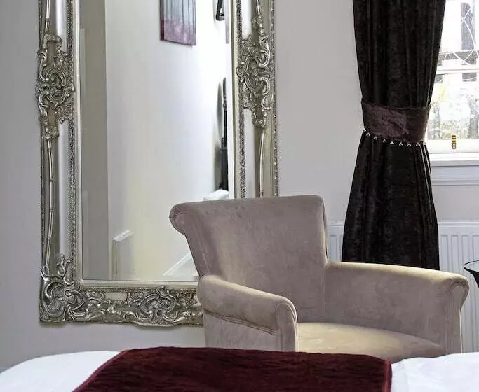 酒店 The Horseshoe Inn