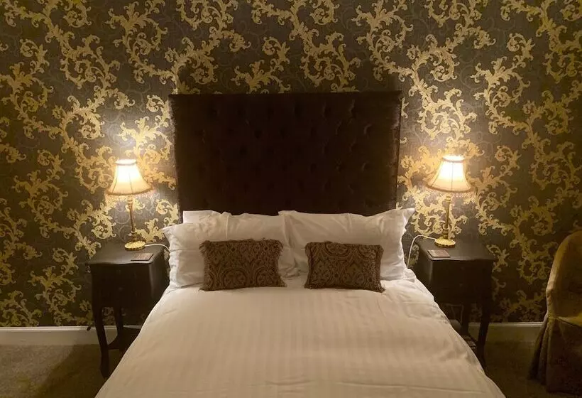 酒店 The Horseshoe Inn