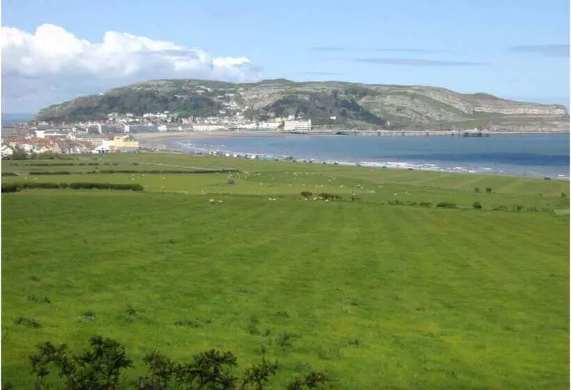 هتل The Trevone, Llandudno